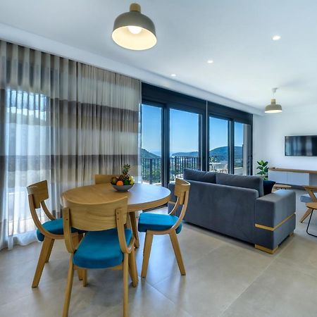 Suites Of Happiness Parga Bagian luar foto
