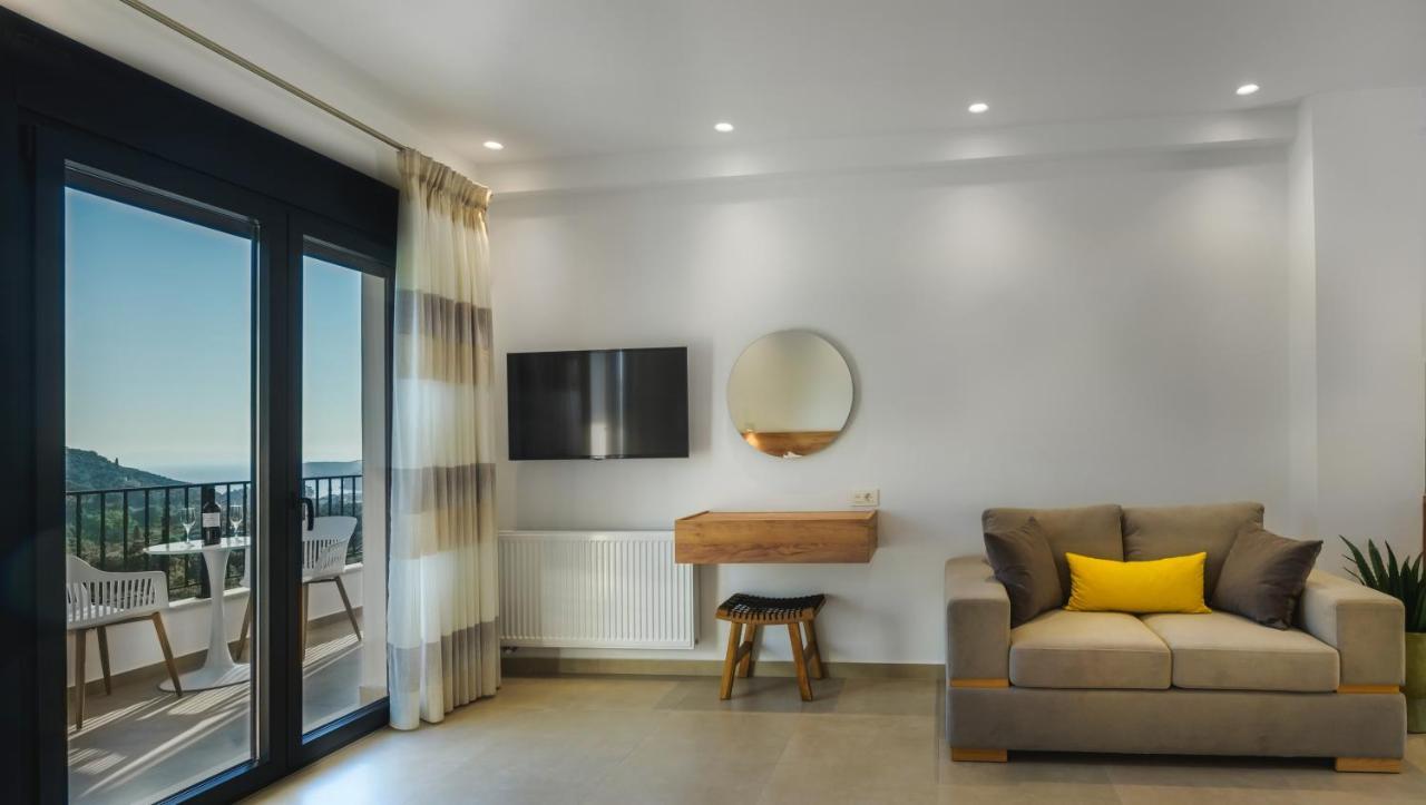 Suites Of Happiness Parga Bagian luar foto