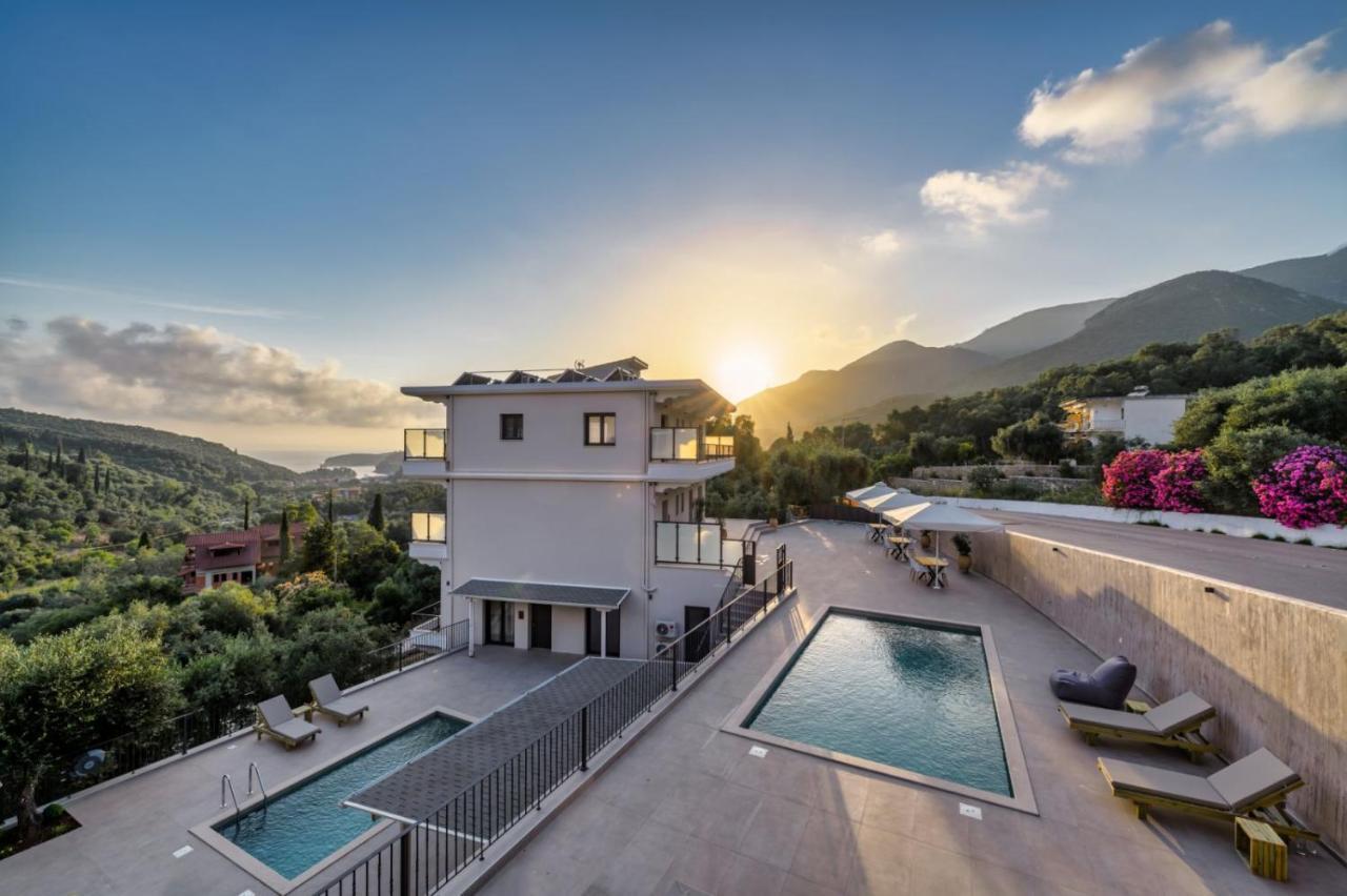 Suites Of Happiness Parga Bagian luar foto