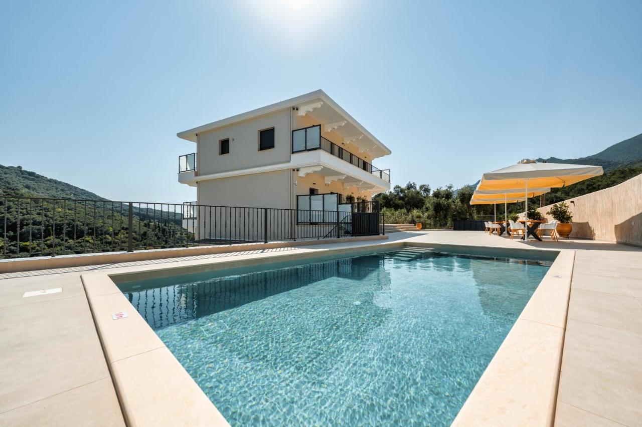 Suites Of Happiness Parga Bagian luar foto